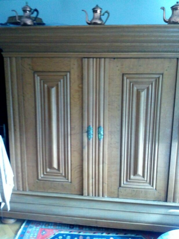 Frankfurter Barockschrank, Massivholz, um 1720 (Nr. 00094)